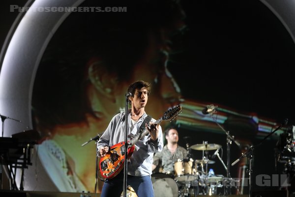 ARCTIC MONKEYS - 2022-08-25 - SAINT CLOUD - Domaine National - Grande Scene - 